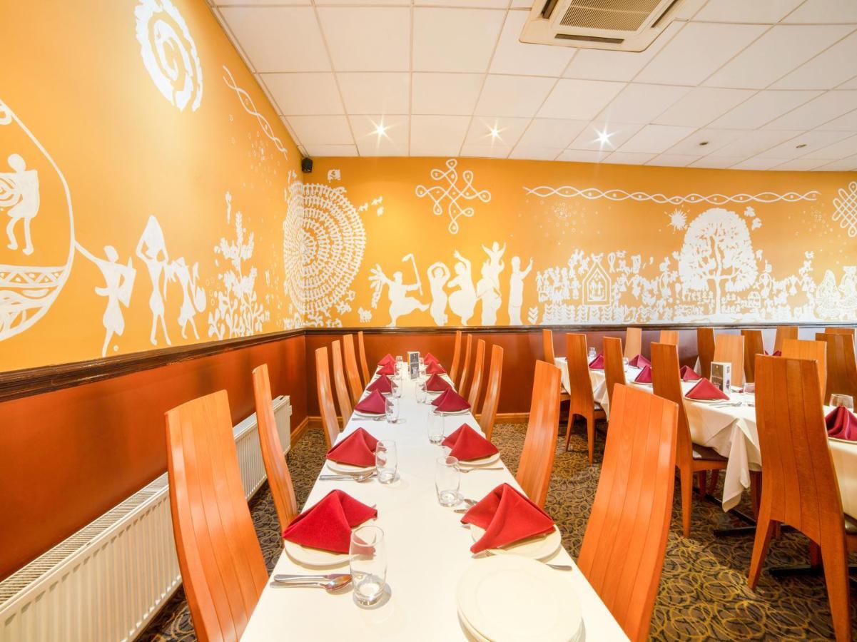 Mehfil Hotel Hillingdon Exterior photo